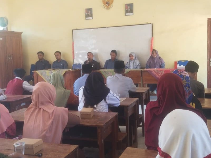 TASYAKKURAN DAN PELEPASAN SISWA-SISWI KELAS VI TAHUN AJARAN 2025-2026